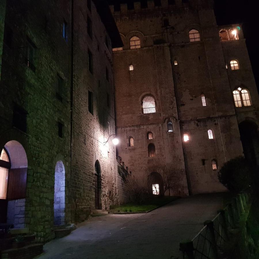 Appartamento Gattapone 9 Gubbio Exterior foto